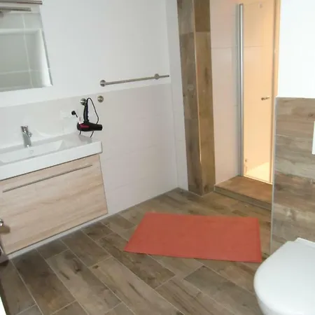 Arnold's Holiday home